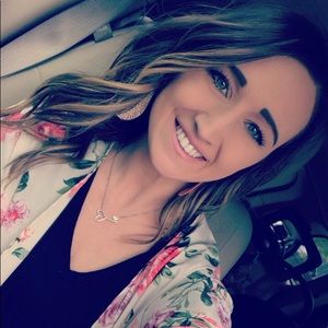 Meet your Posher, Kaci
